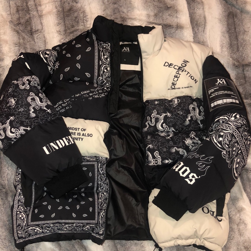 Graffiti puffer jacket